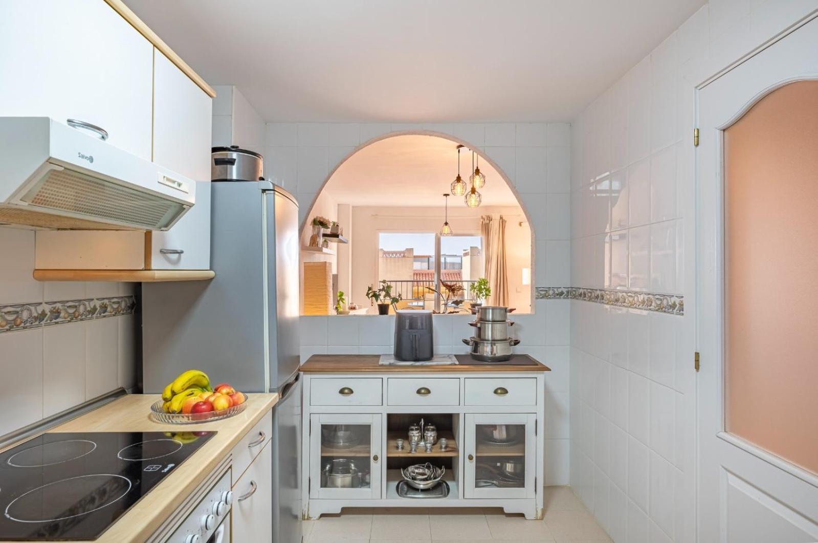 Apartamento Acogedor Con Vista Al Mar マラガ エクステリア 写真